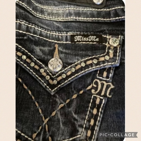 NWT Miss Me Jeans Signature Rise Boot Dark
Embellished Sz 26 - Picture 7 of 12